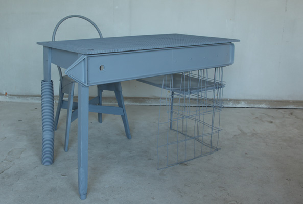 móveis feitos de sucata