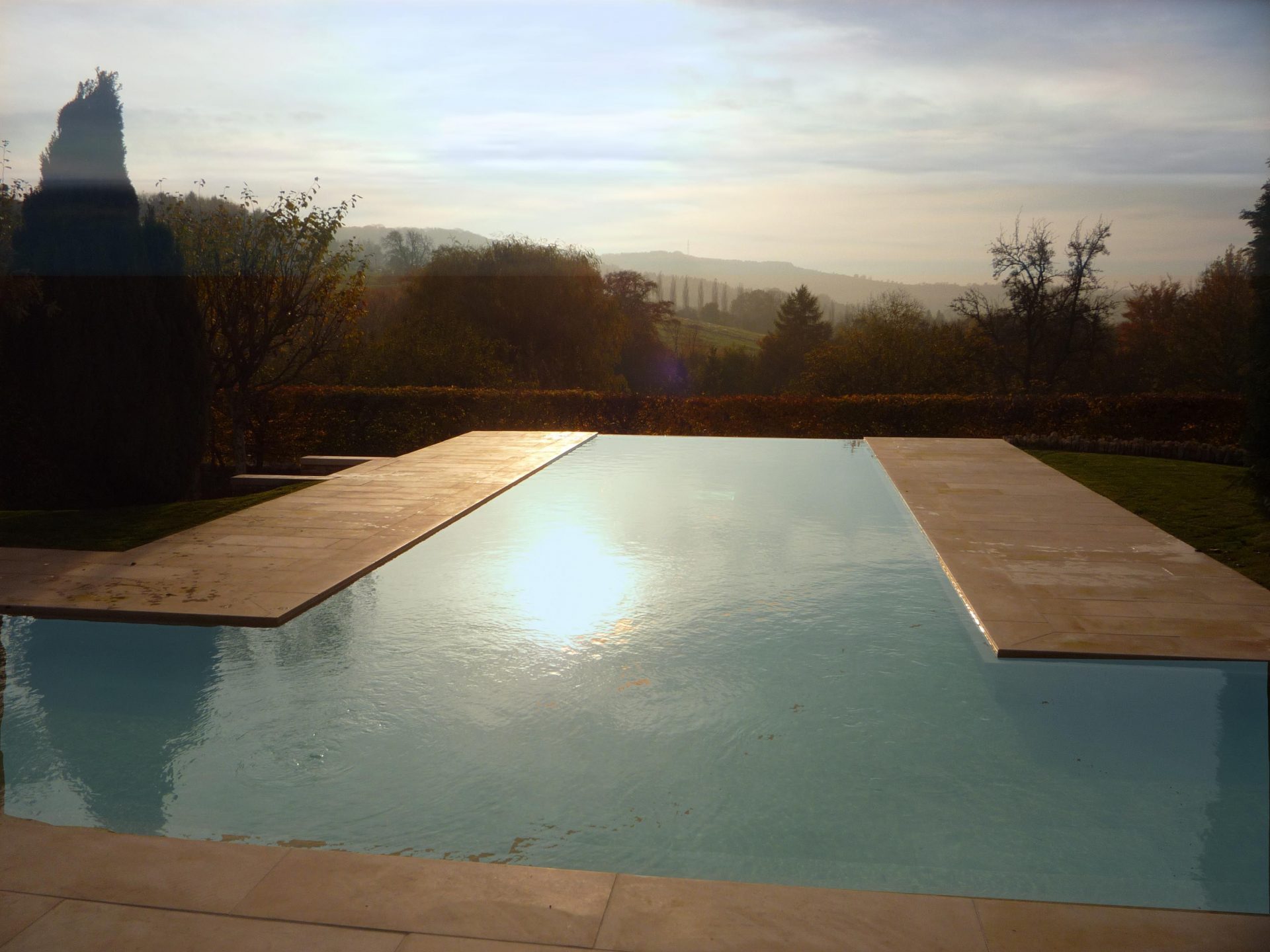 piscinas ecológicas com borda infinita