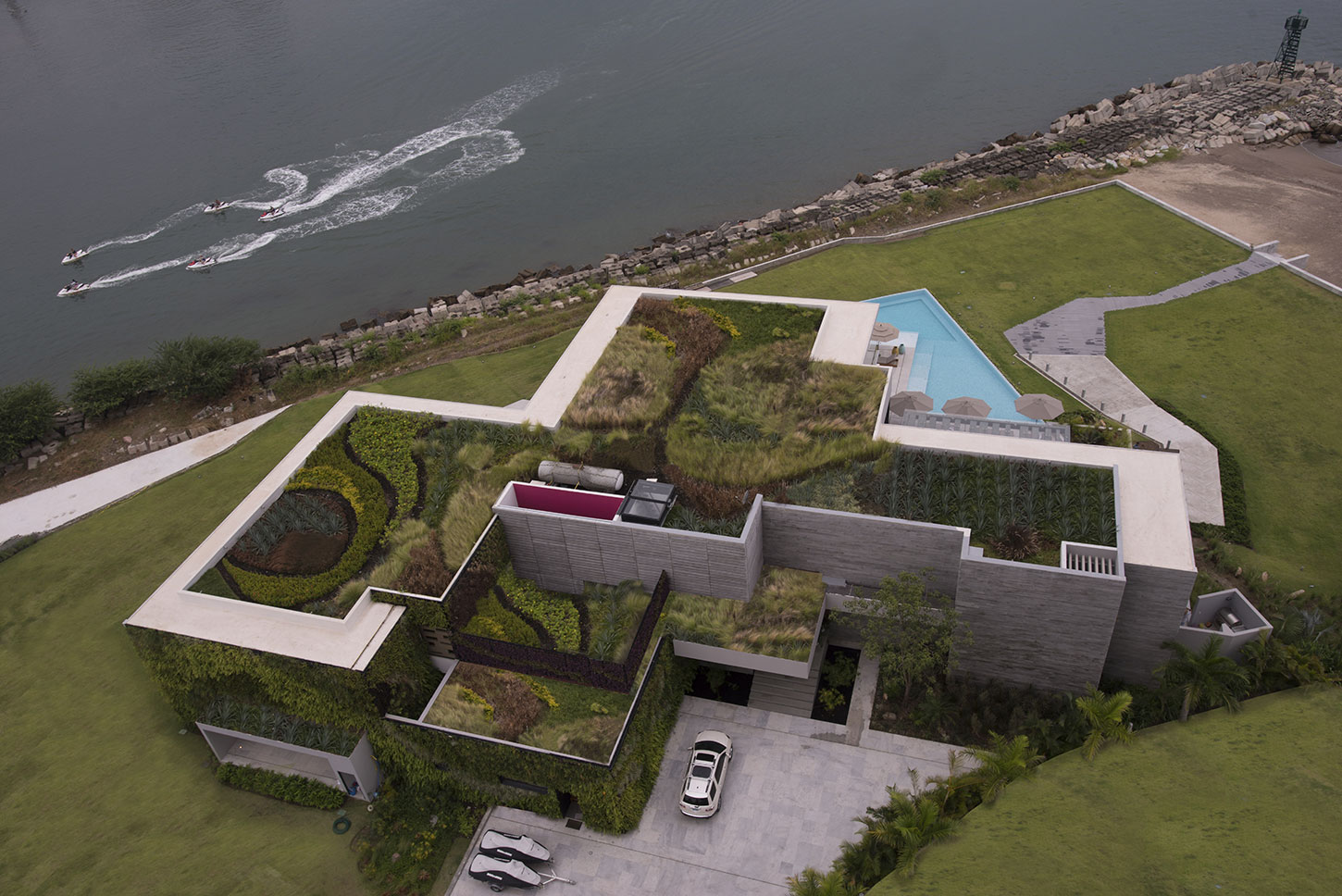 casa vallarta telhado verde