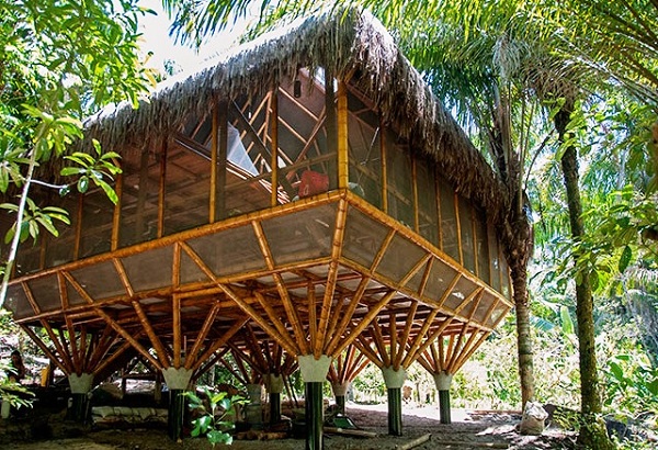 Albergue ecológico em bambu na Bahia