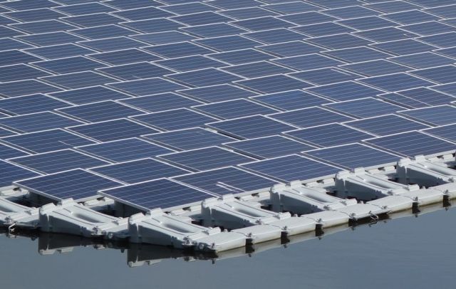 usina solar flutuante