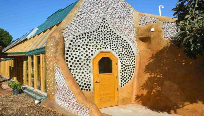 primeira escola 100% sustentável no Uruguai