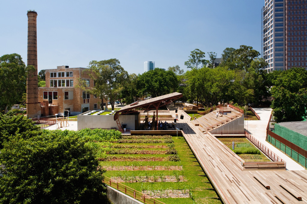 Praça Victor Civita