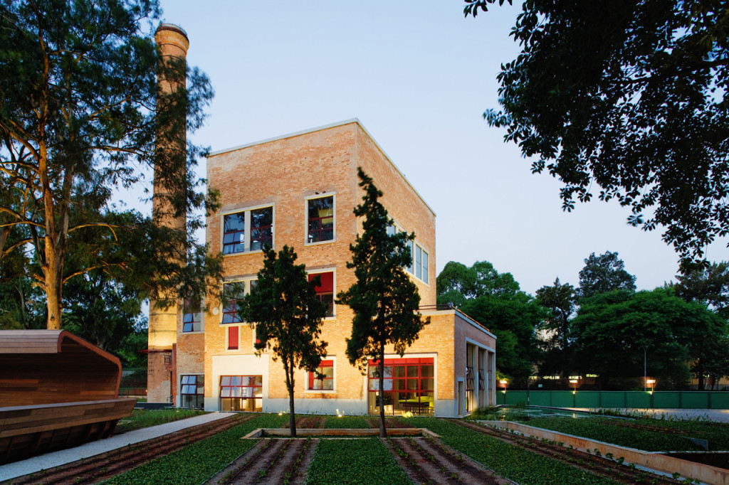 Praça Victor Civita