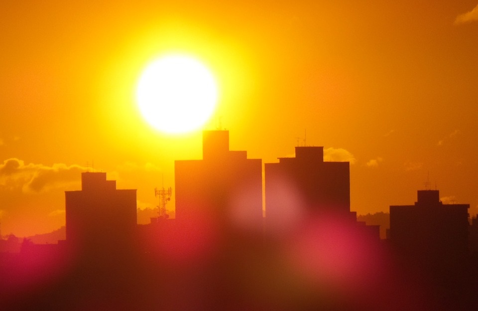 bandeira vermelha energia-solar