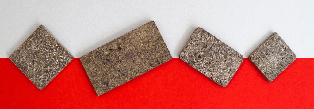 Material feito de cascas DE BATATA