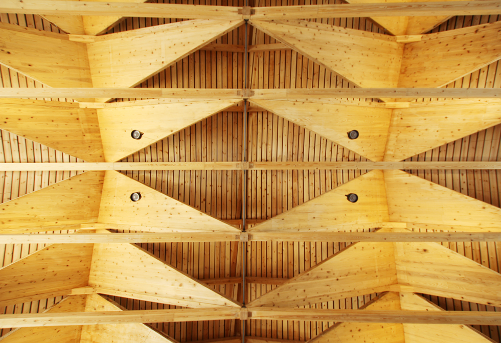 TRELIÇA EM MADEIRA CLT