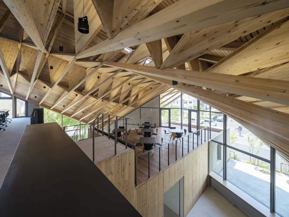 teto de madeira LAMINADA