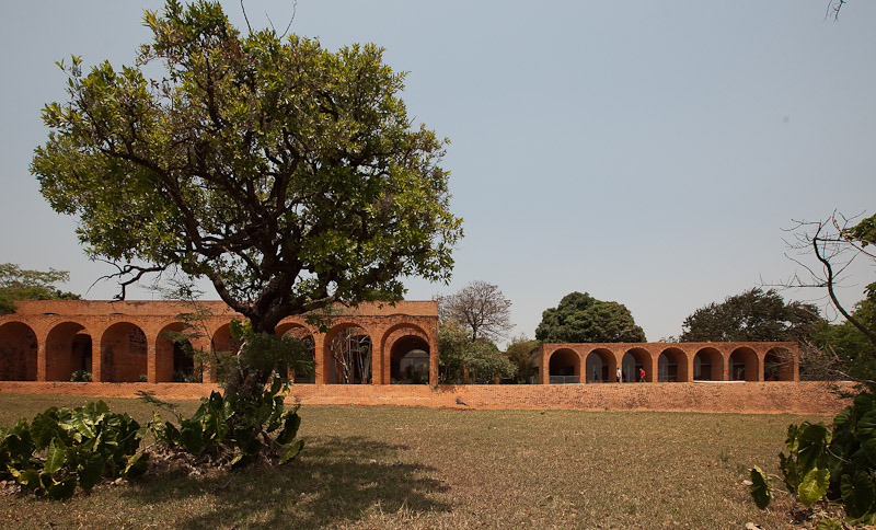 casa dos arcos lelé