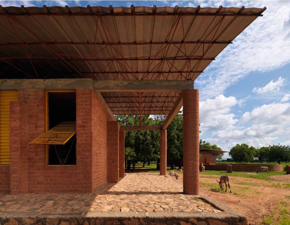  Escola Primária em Gando