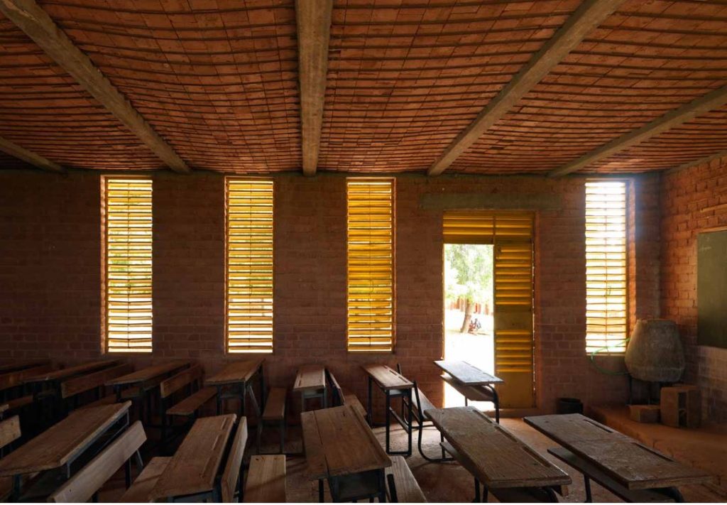  Escola Primária em Gando