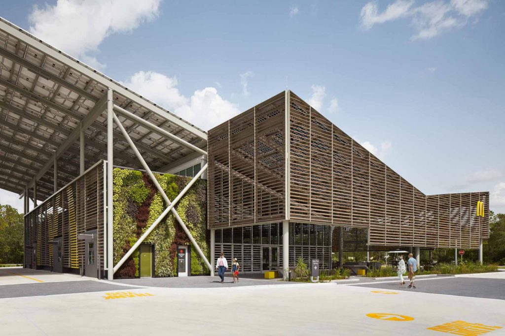 McDonalds-Disney energia zero - Ross Barney Architects