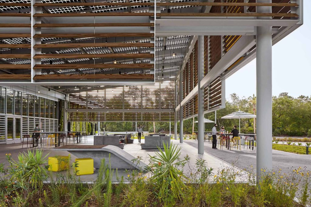 McDonalds-Disney energia zero - Ross Barney Architects