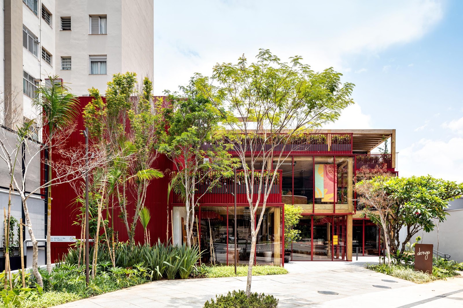 edifício em madeira engenheirada no Brasil