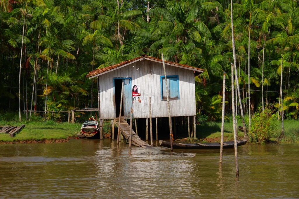 arquitetura vernacular palafita ribeirinhos
