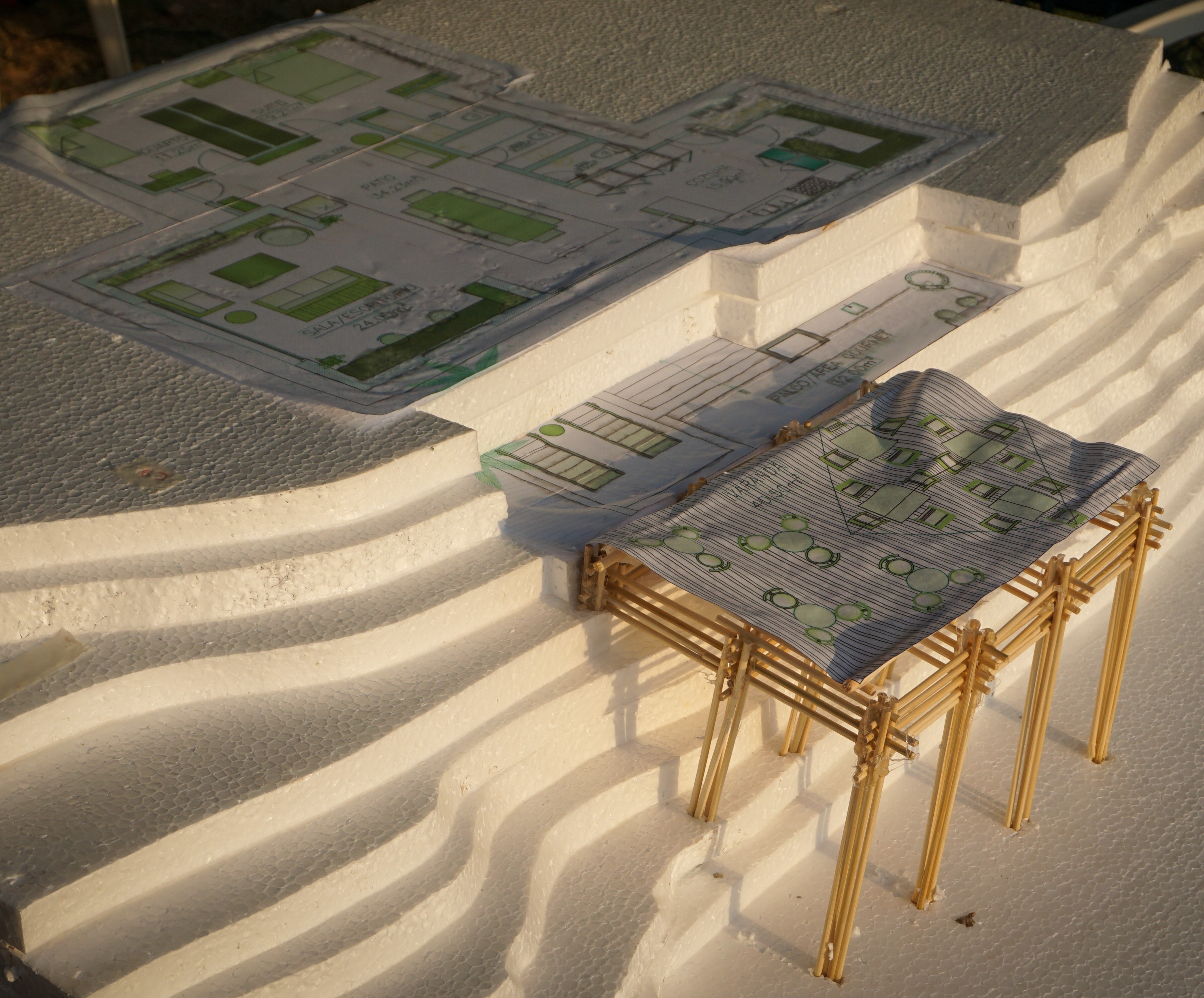 ecocasa maquete bambu