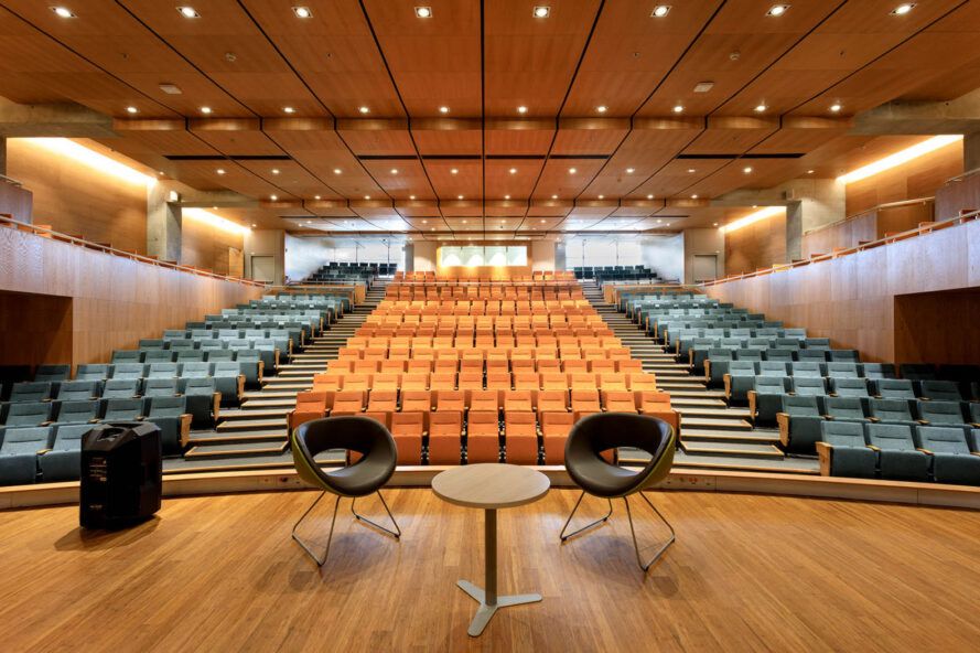 painéis de folheado de madeira com certificação FSC