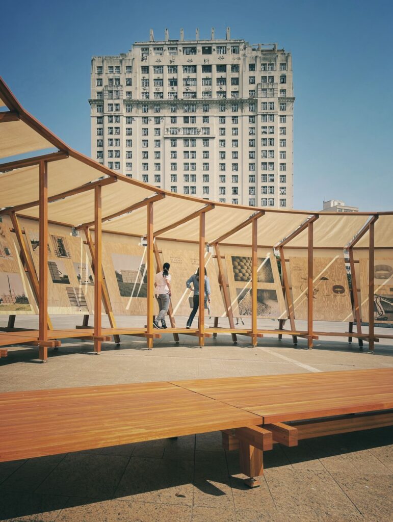 Exposição Futuro Agora – Revisitando a Arquitetura em Terra