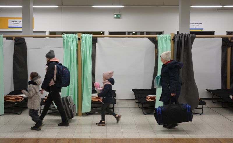 Shigeru Ban centros de refugiados ucranianos