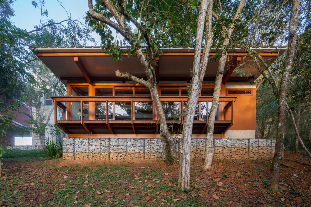 casa de taipa de pilão mantiqueira Gui Paoliello Arquiteto